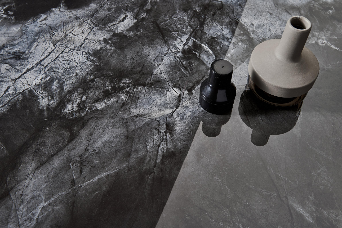 Dark colored marble slabs, ceramic tiles, dining rooms, hotels, villas, luxury stone flooring tiles
